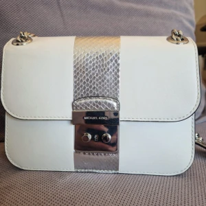 Michael kors väska - Fint skick, använda en gång