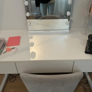 Gina jeans - Snygga jeans från gina young. Köpte dem för runt 500kr säljer för 300kr