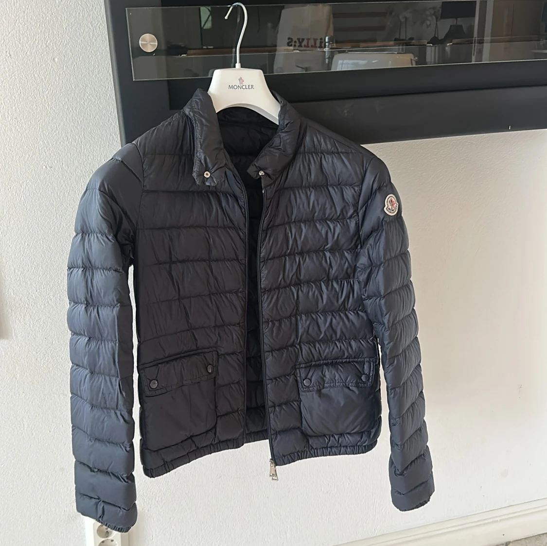 Moncler jacka  - 90