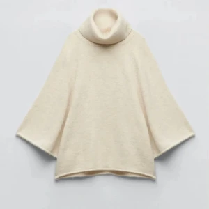 Zara tröja - Jätte fin zara stickad tröja i fint skick. Säljer då jag inte får andvändning för den!(Sista bilden är lånad)