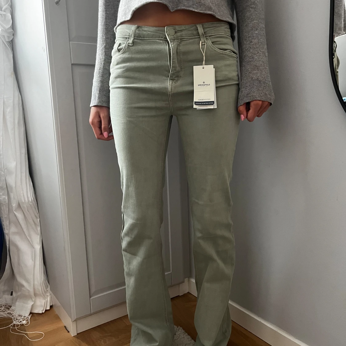 Ljus gröna flare jeans💚 - 90