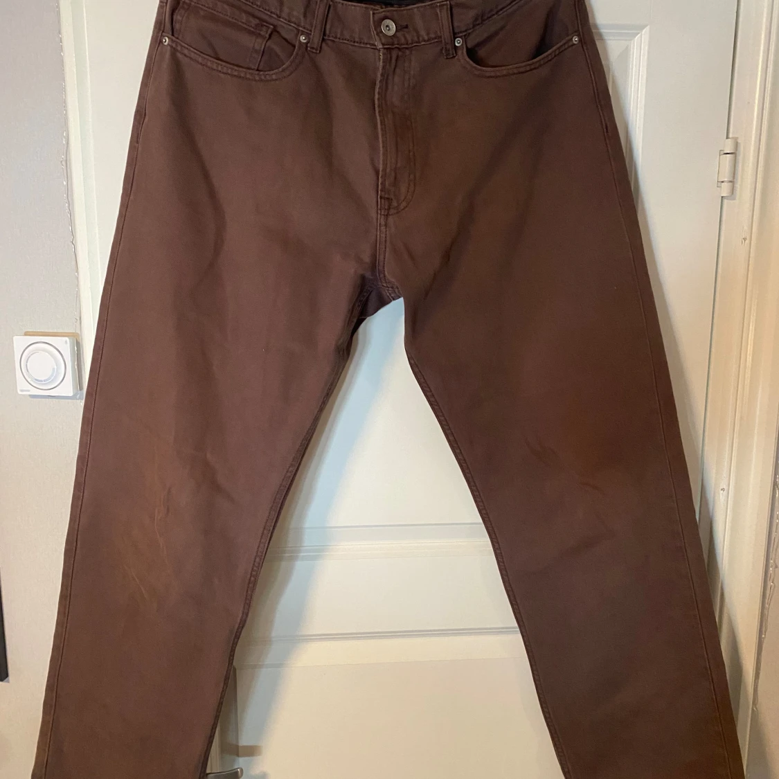 Bruna byxor från Vailent