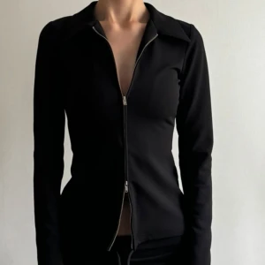 Zip-tröja - Från zara. 