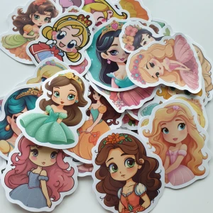 35st prinsessor klistermärken/stickers  - Klistermärken/stickers, Motiv: prinsessor  Antal: 35st Skick: ny/oanvänd, Kul att använda till pyssel, scrapbooking och annat. Kan tex användas till att dekorera din bärbara dator, skateboard, resväska, etc. 
