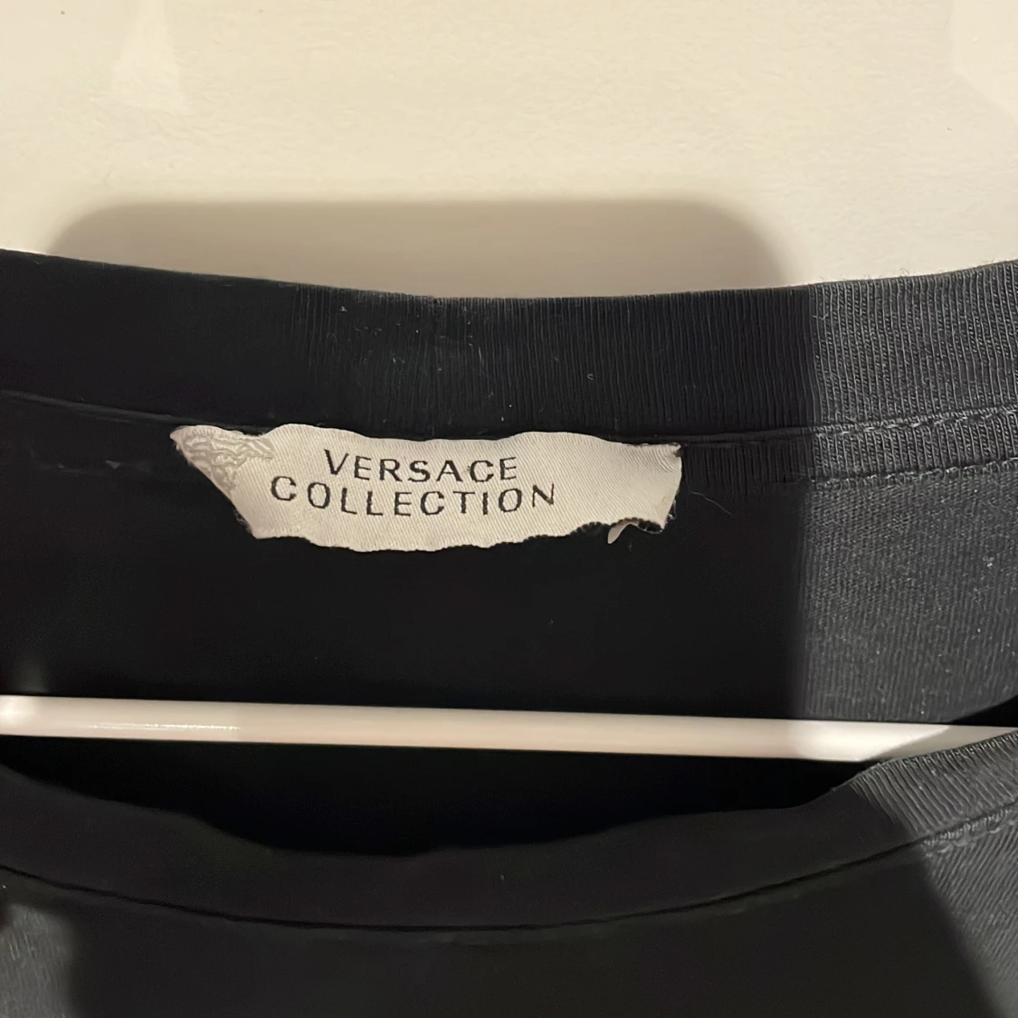 Versace tisha gammal modell som inte säljs längre - 90