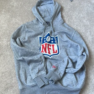 NFL Hoodie - Skön NFL Hoodie🙌🏼