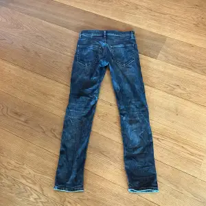 Snygga jeans i svart färg från replay model wally storlek 150 Pris kan diskuteras 