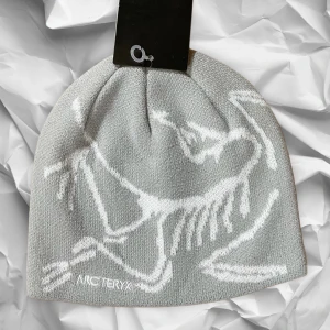 Arcteryx mössa  - Arcteryx mössa i 10/10 skick, nya. Mer information, bilder och prisdiskussion i dm. Äkta