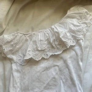 Zara topp💕 - En jättefin Zara topp som inte säljs längre💕