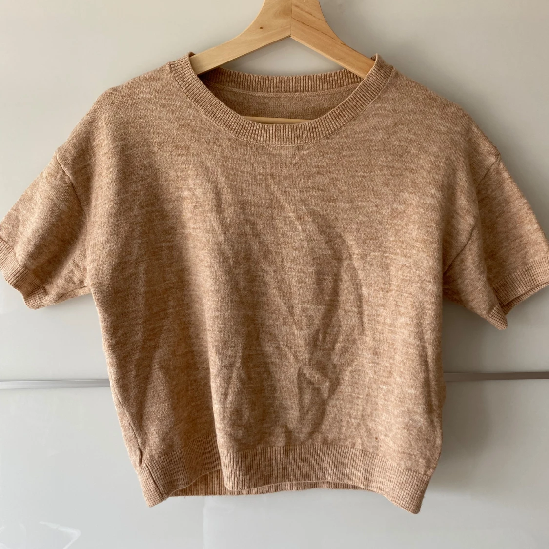 Kortärmad stickad tröja  - 91