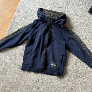 Boss hoodie - Strl xs 