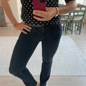 Ltb jeans - Ltb Valerie jeans i storlek 25/30 super skick!