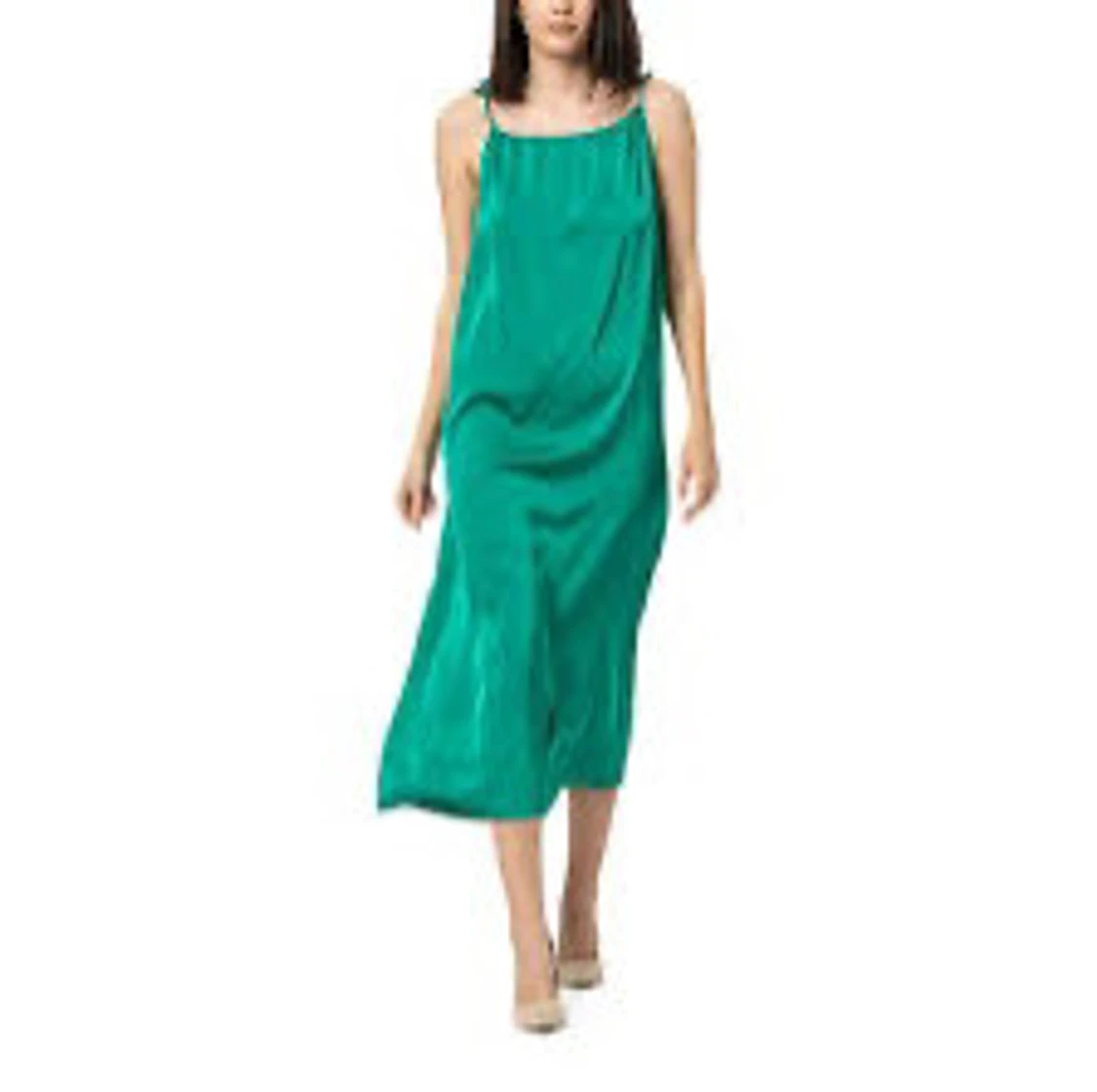 Grön långklänning med smala axelband