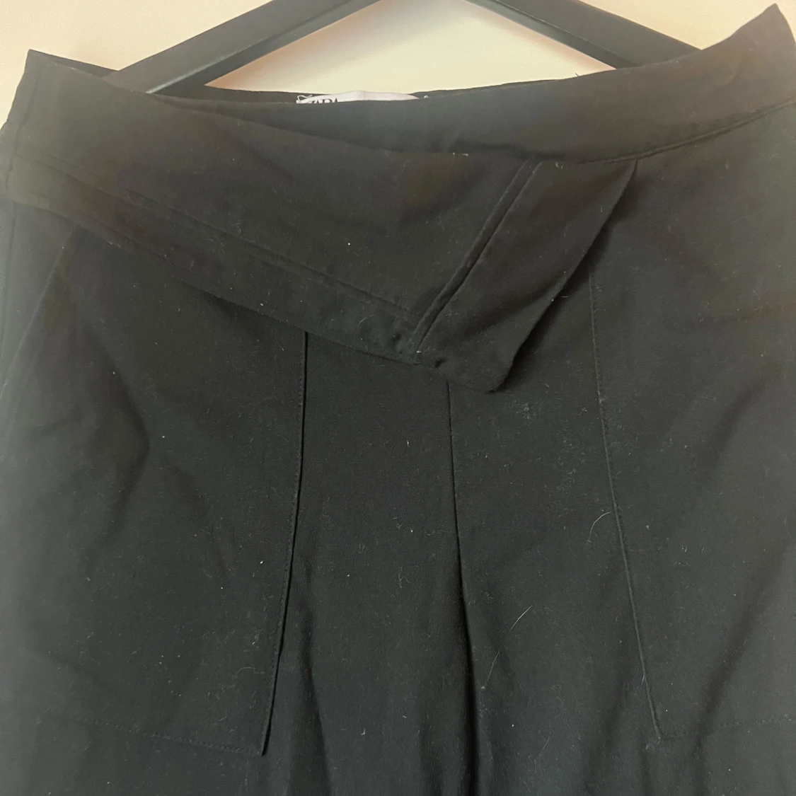 Svarta byxor från Zara - 90