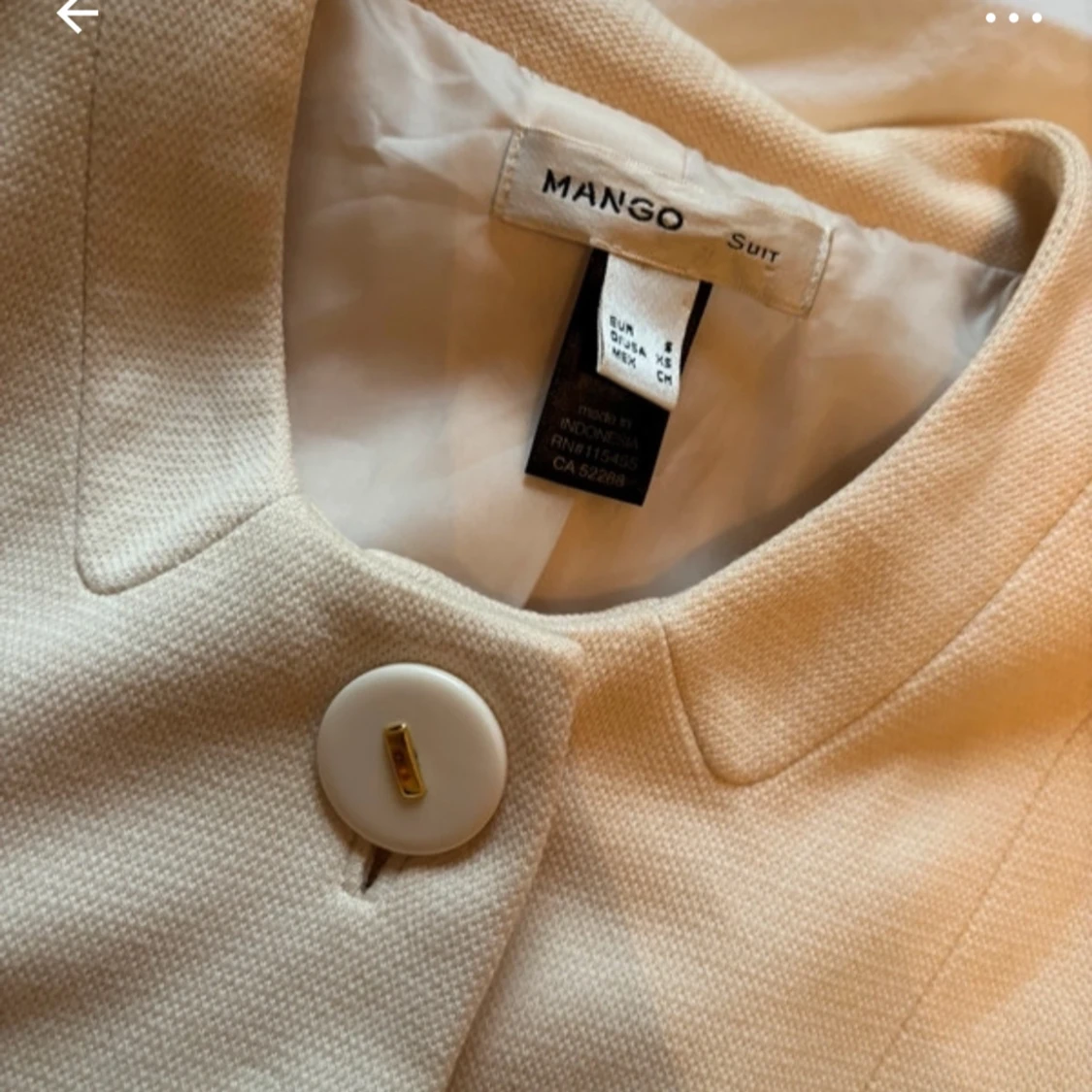Beige kavaj från Mango - 90