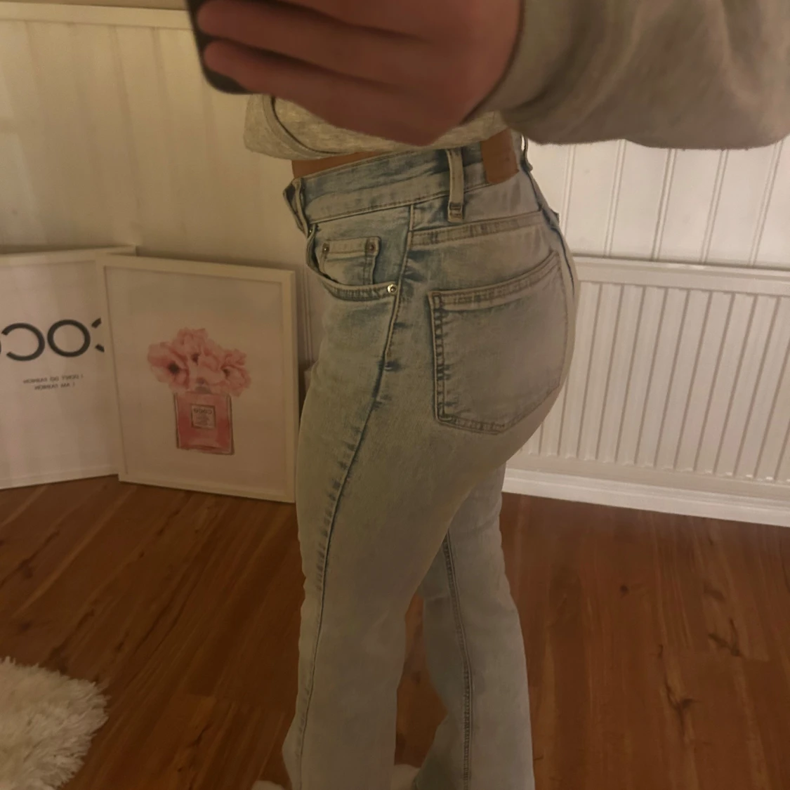 Ljusblå jeans från Gina Tricot - 90