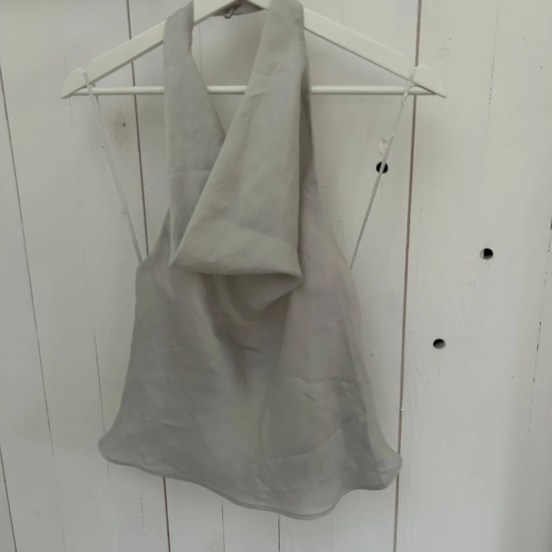 Grå ärmlös topp från Zara - 90