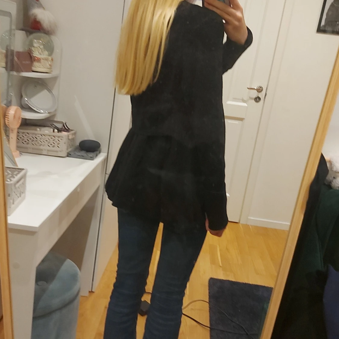 Svart långärmad tröja - 91