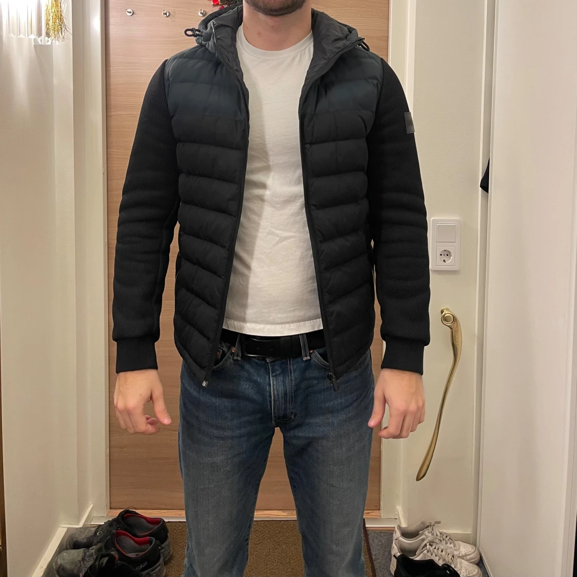 Svart pufferjacka från Hugo Boss