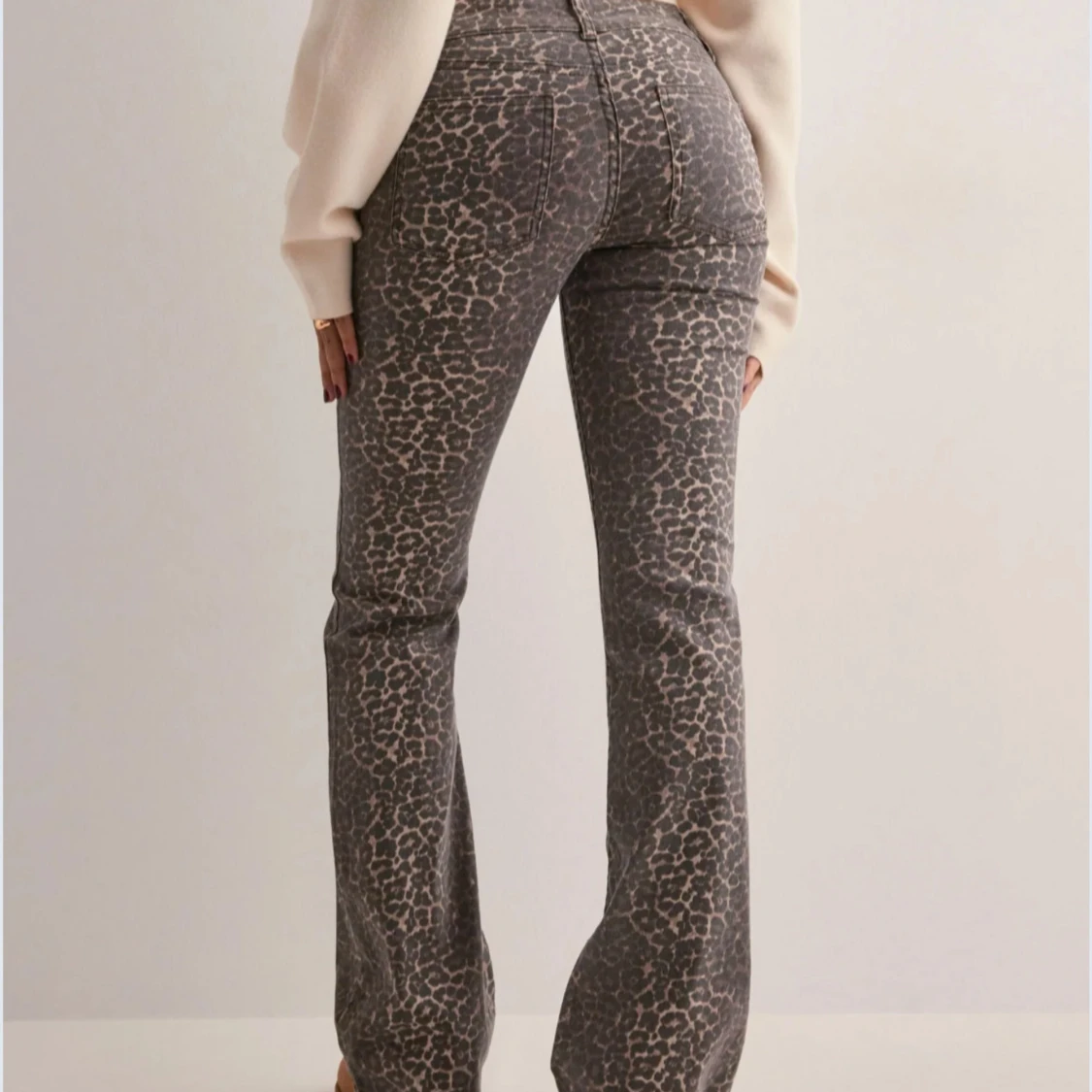 Leopardmönstrade byxor - 90