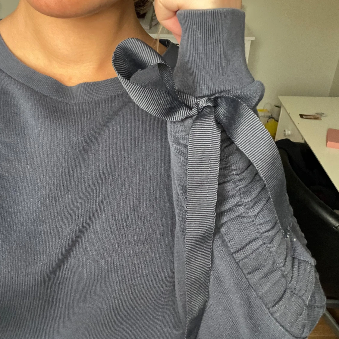 Sweatshirt med snörning  - 90