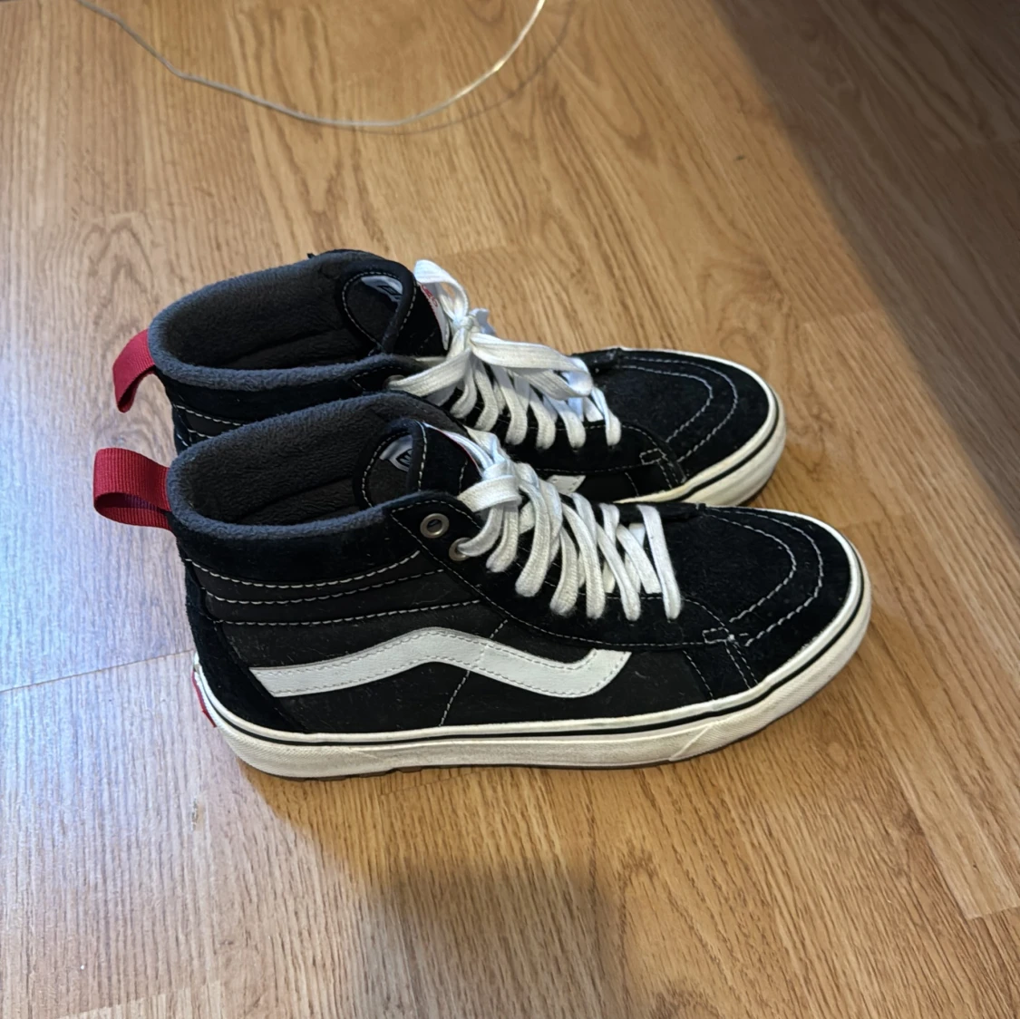 Svarta sneakers från Vans - 90