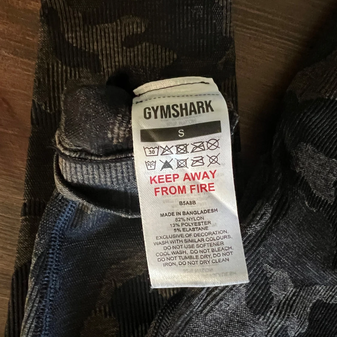 Svarta camo leggings från Gymshark - 90