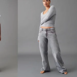 Wida jeans med låg midja  - Säljer dessa super snygga jeans ifrån Gina då dom inte kommer till andvöndning. Dom är andvända 2-3 gånger och därför i mycket bra skick. Slutsålda på hemsidan. Dom passar mig i längden som är 160 cm lång. Skriv för egna bilder❤️