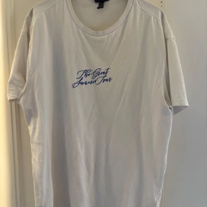 Tshirt - Tshirt från HM 