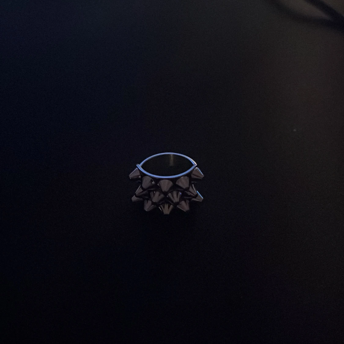 Silvrig ring från Edblad