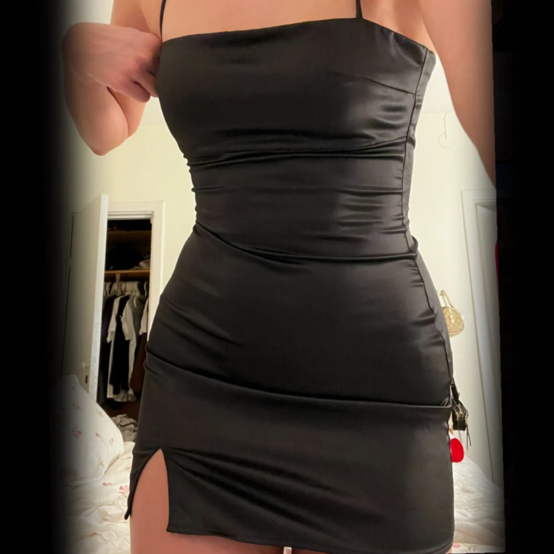 Svart tight klänning