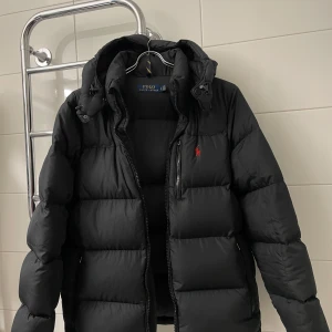 Polo Ralph Lauren Dunjacka Svart Glossy
