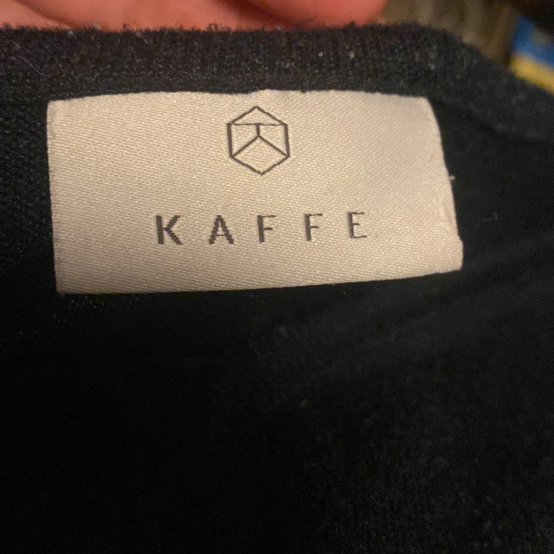 Mörkblå  tröja från Kaffe - 91