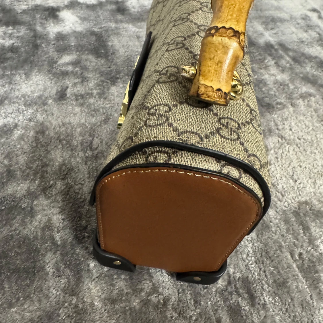 Mönstrad handväska med bambuhandtag - 91