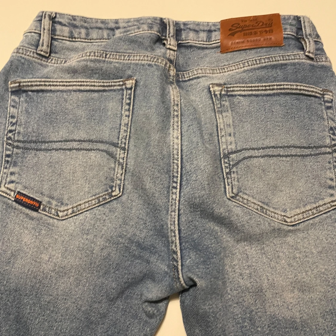 Blå jeans från Superdry - 91