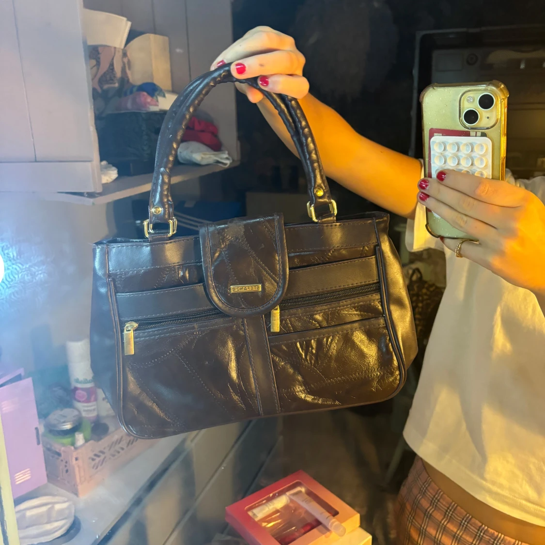 Brun handväska från Delmano - 90