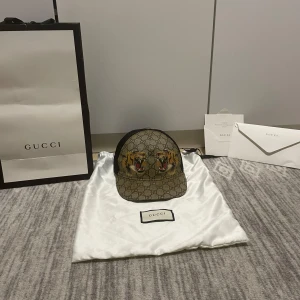 Gucci keps - Äkta Gucci tiger keps 8/10 allt är bra med den, 