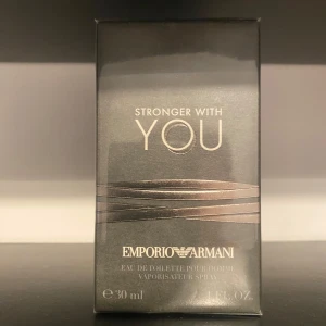 Armani stronger with you - 30 ml öppnad parfym  Har referenser från tidigare sålda parfymer