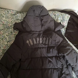 Trapstar jacka - Bra kvalite Knappt använd  vill göra mig av med den