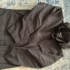 Regn ställ - Varan är så gott som ny 