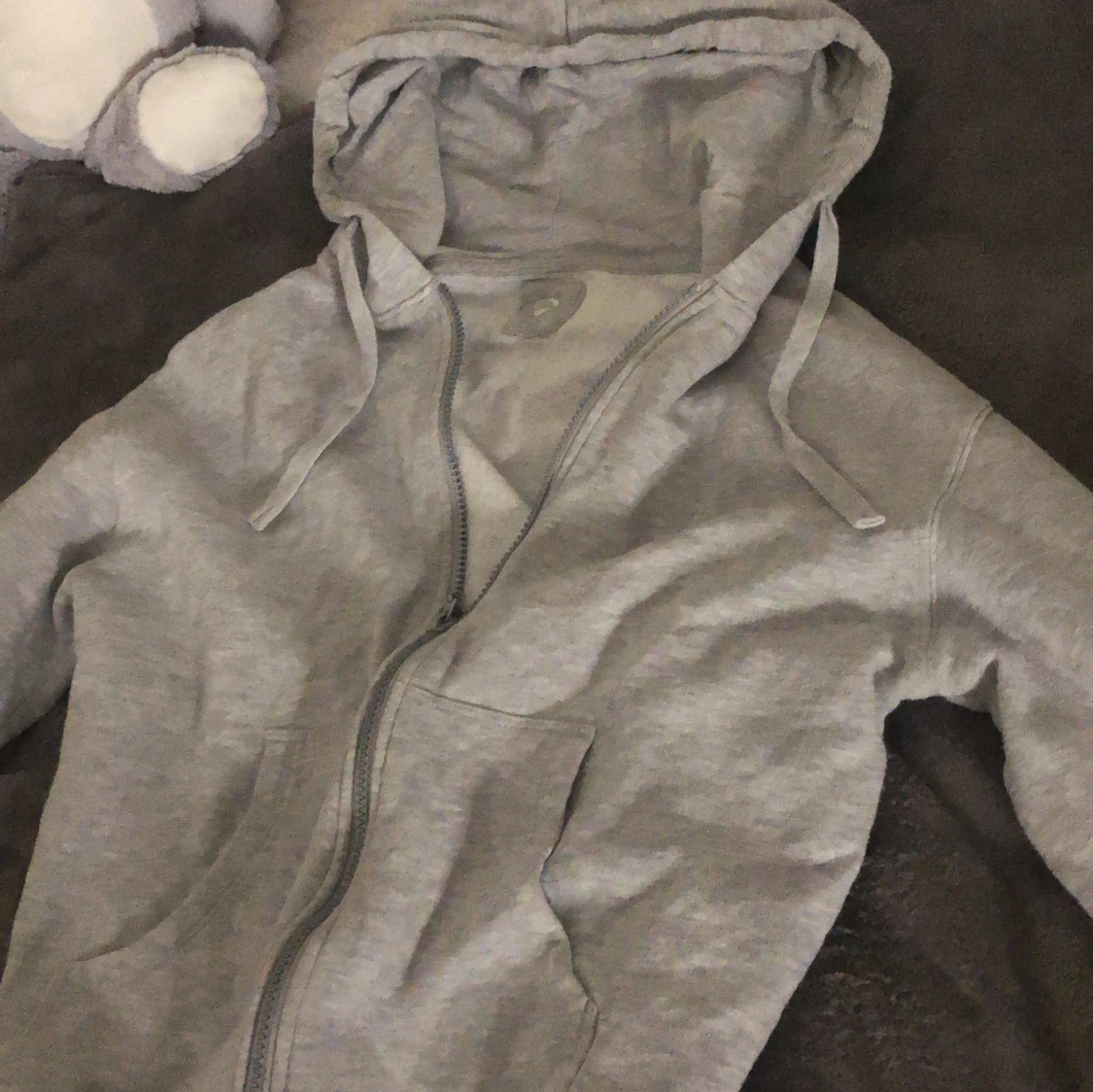 En grå ziphoodie 💕✨ - 91
