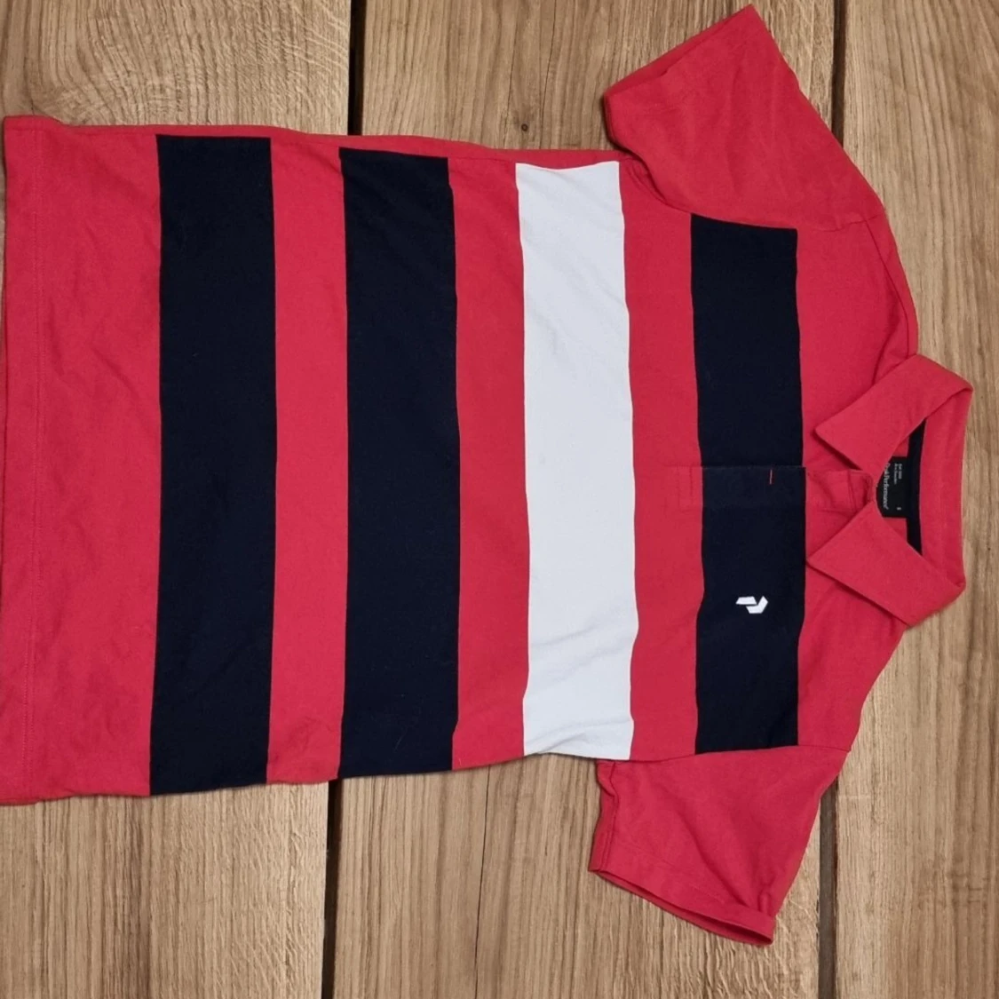 Randig pikétröja från Peak Performance