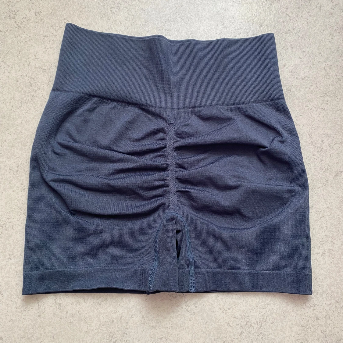 Blåa träningsshorts