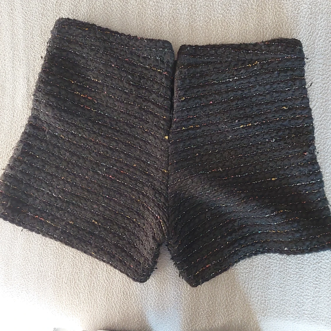 Höstiga stickat shorts - 91