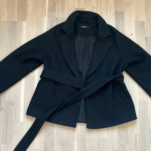 Belt jacket GinaTricot  - Jättefin jacka från GinaTricot!🫶🏻 