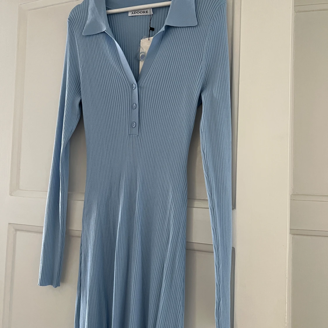 Ljusblå stickad klänning Adoore stl 44 - 90