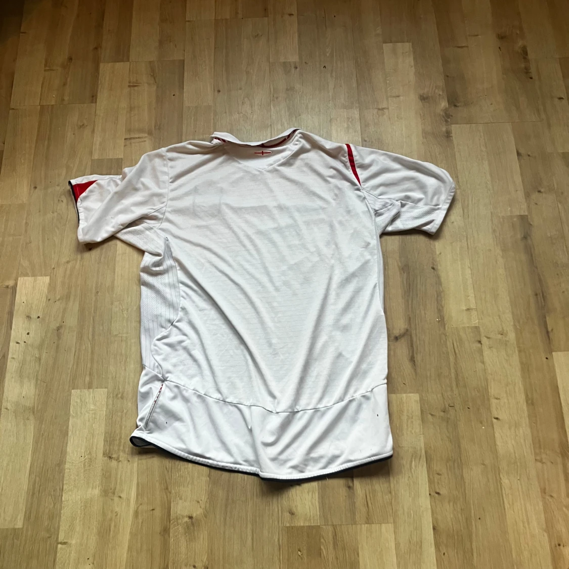 England hemmatröja från 05/07 - 90