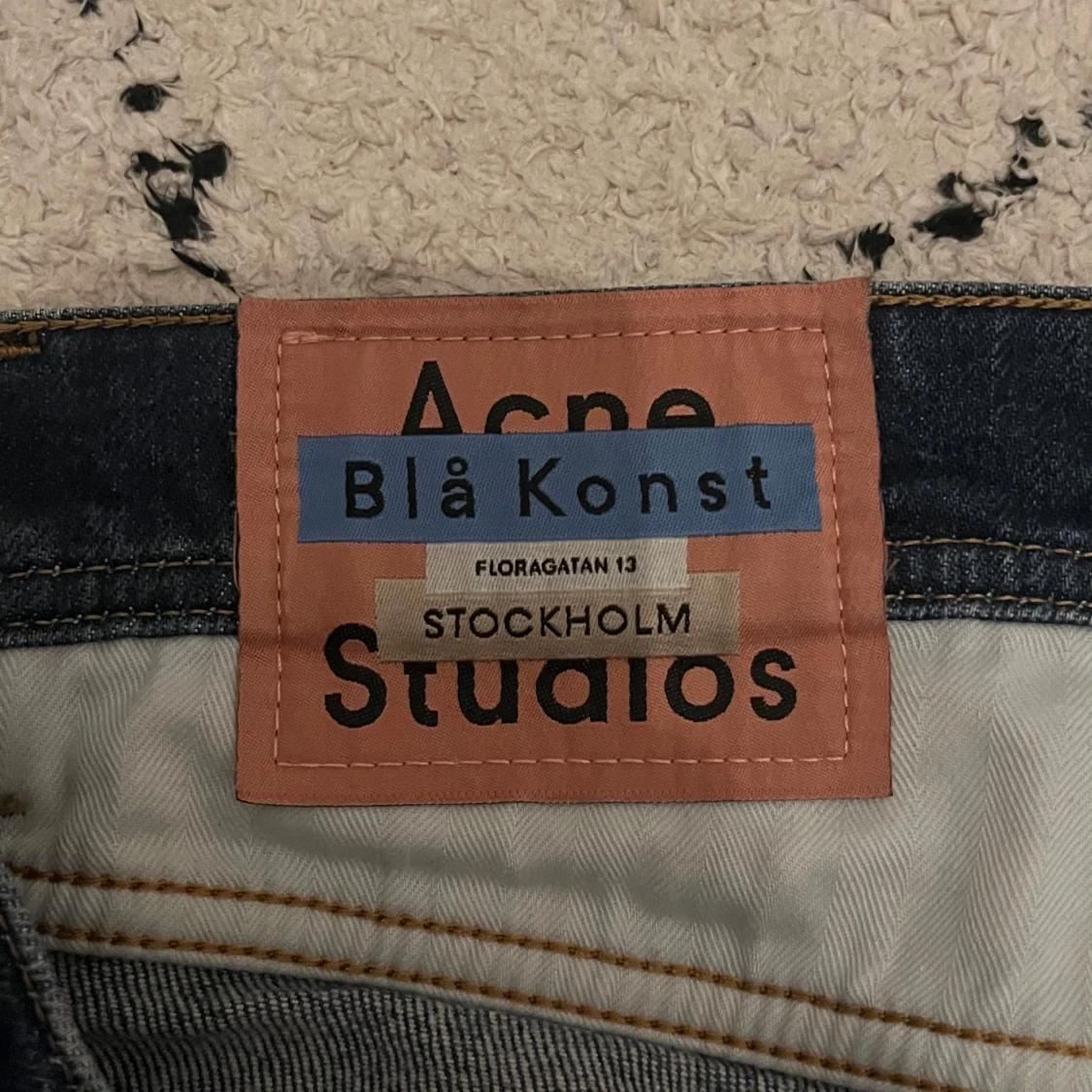 Mörkblå jeans från Acne Studios - 3