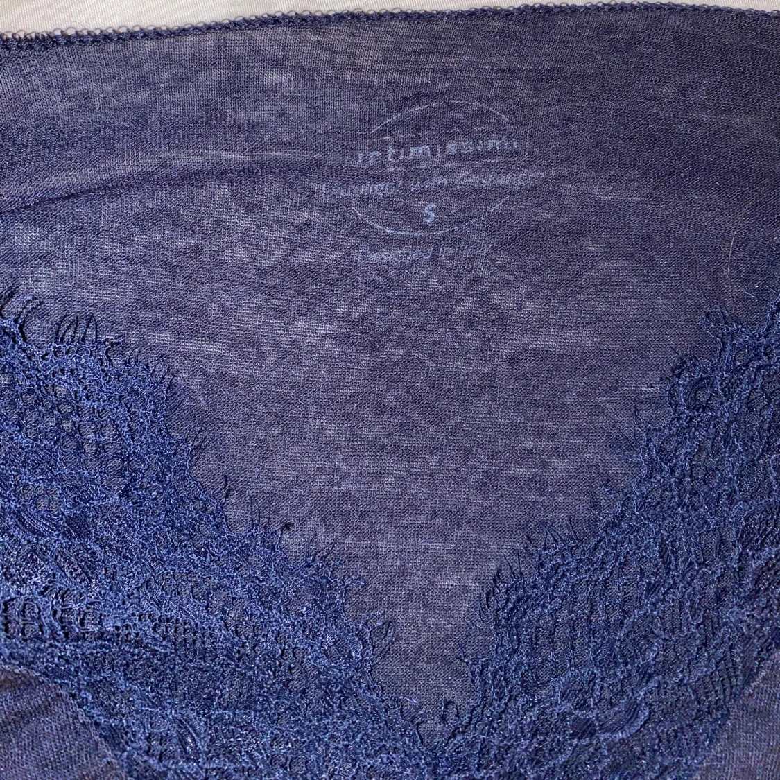 Mörk blå långärmad topp från Intimissimi - 1