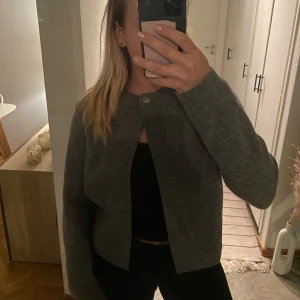 Kofta - Kofta från zara, använd fåtal gngr